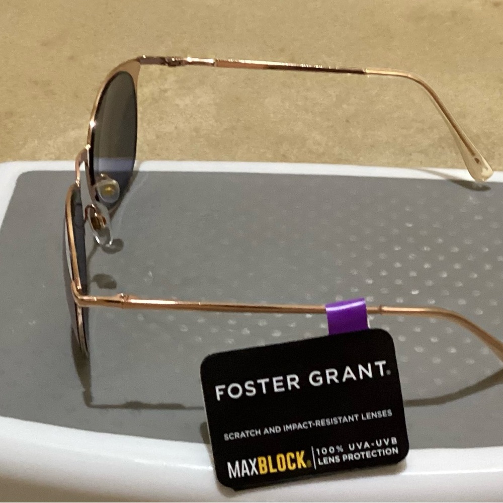 🆕🔥 foster Grant stylish Round Sunglasses with Pink Lenses super freaking cute - Picture 3 of 8